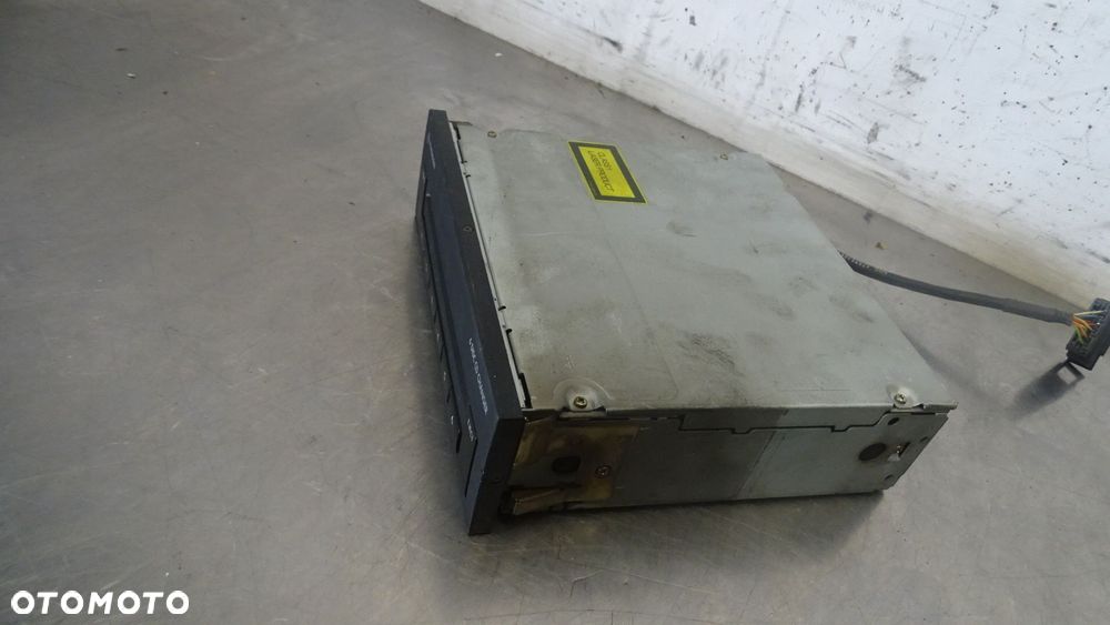 ZMIENIARKA CD VOLKSWAGEN 1T0035110 - 2