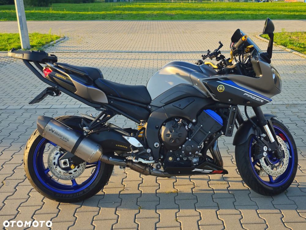 Yamaha FZ8 - 12