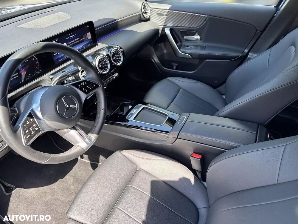 Mercedes-Benz A 200 MHEV 7G-DCT - 11