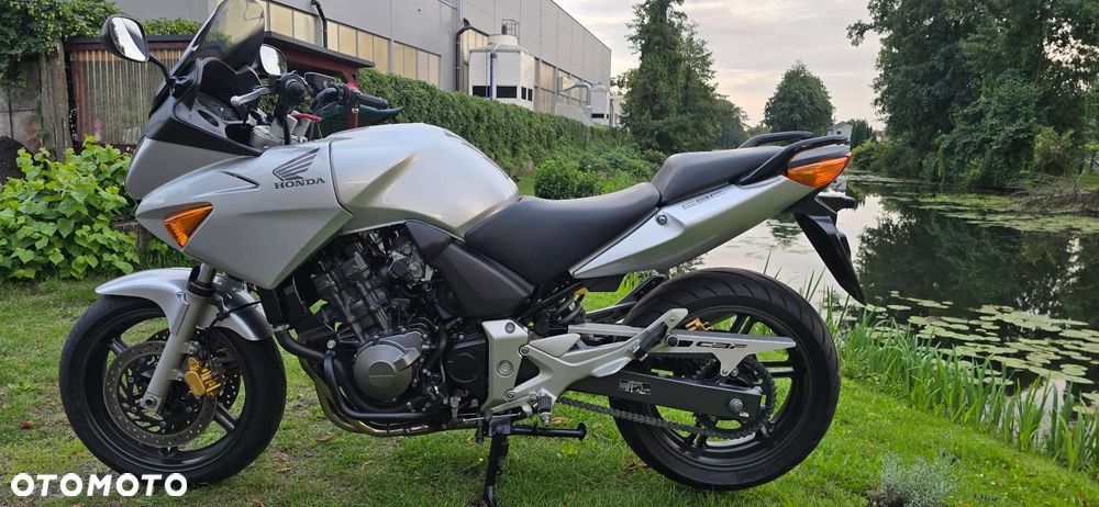 Honda CBF - 12