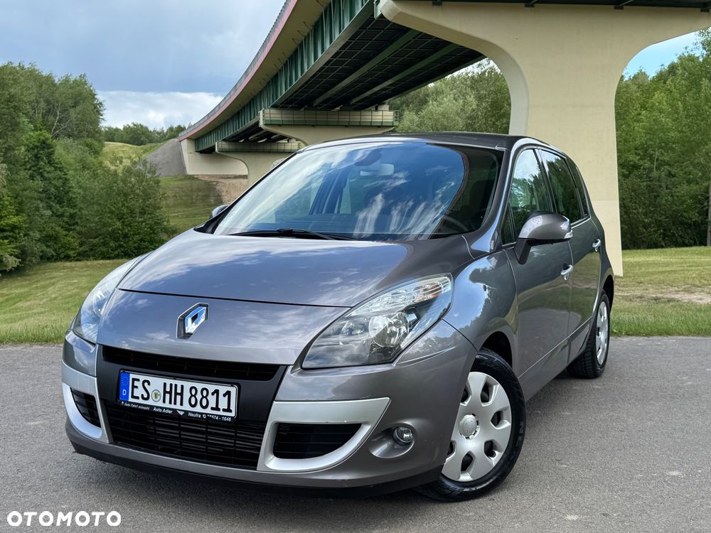 Renault Scenic - 1
