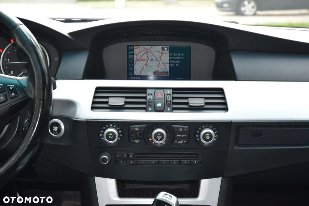 BMW Seria 5 520d - 26