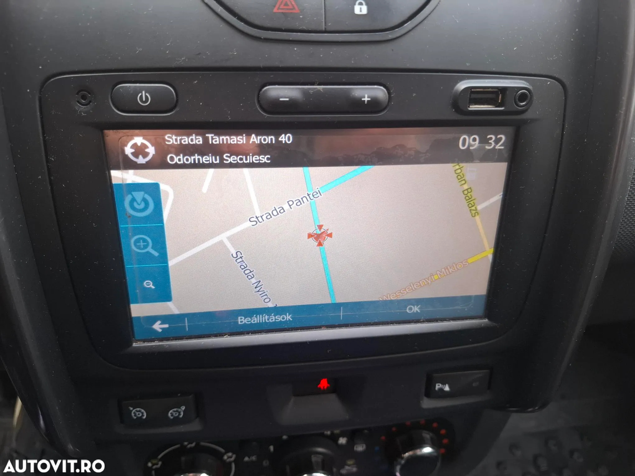 Dacia Duster 1.5 dCi 4x4 Laureate - 13
