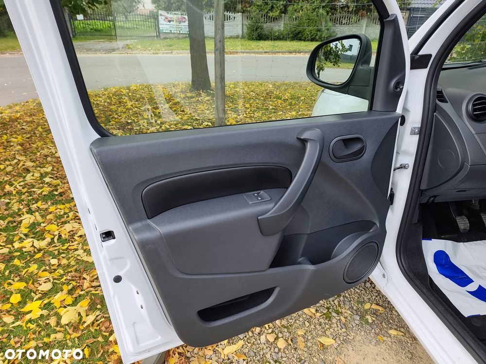 Mercedes-Benz CITAN - 15