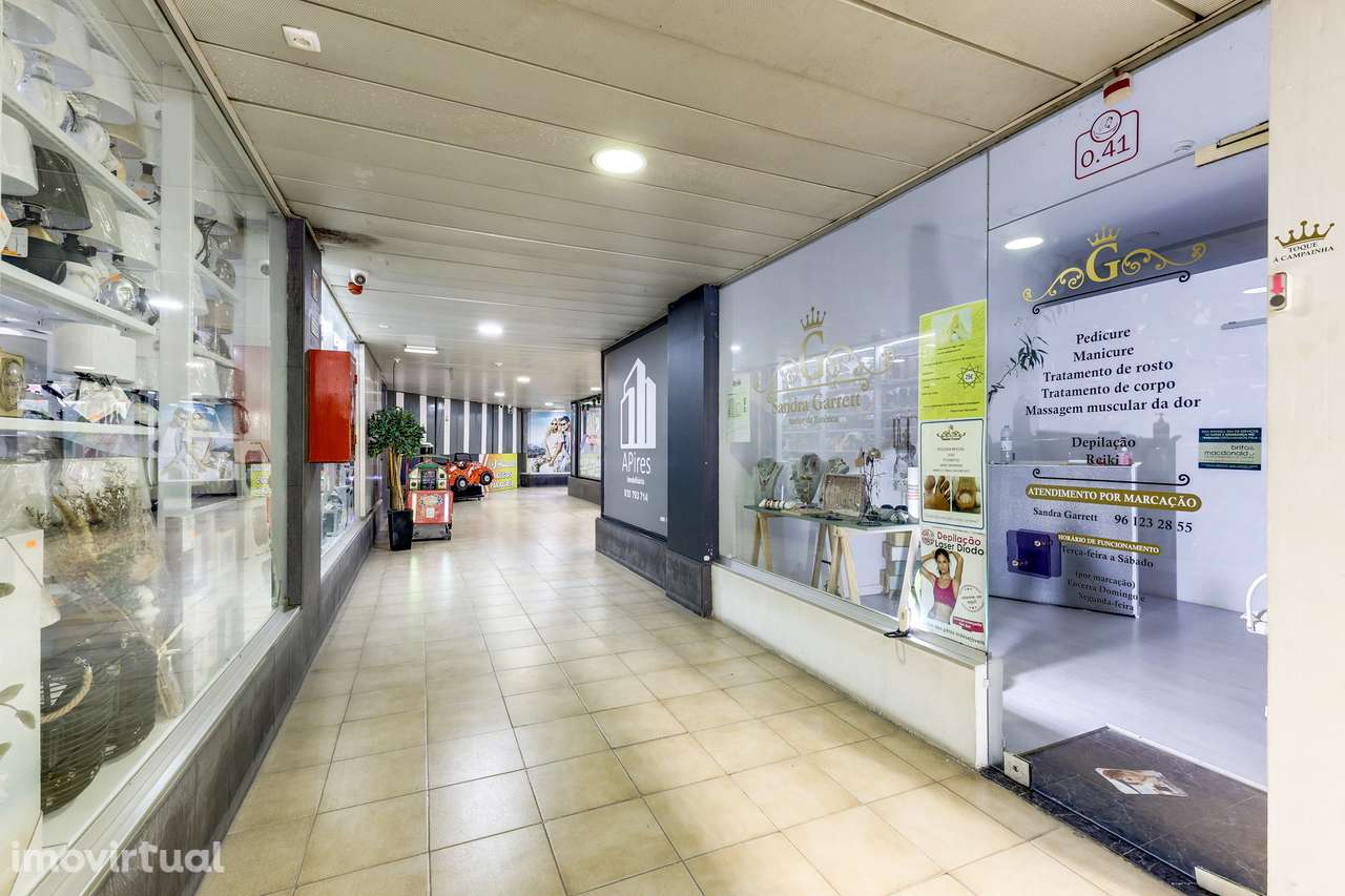 Espaço comercial para venda no Centro Comercial "O Pescador" – Costa d - Grande imagem: 5/9