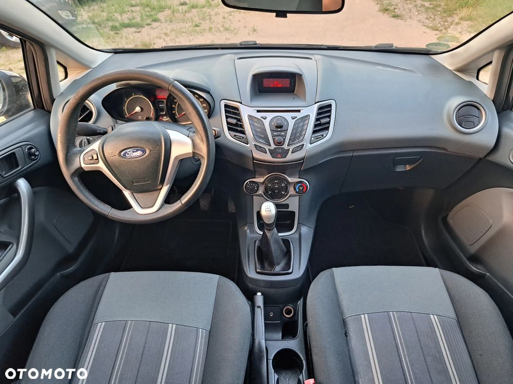 Ford Fiesta 1.25 Trend EU5 - 12