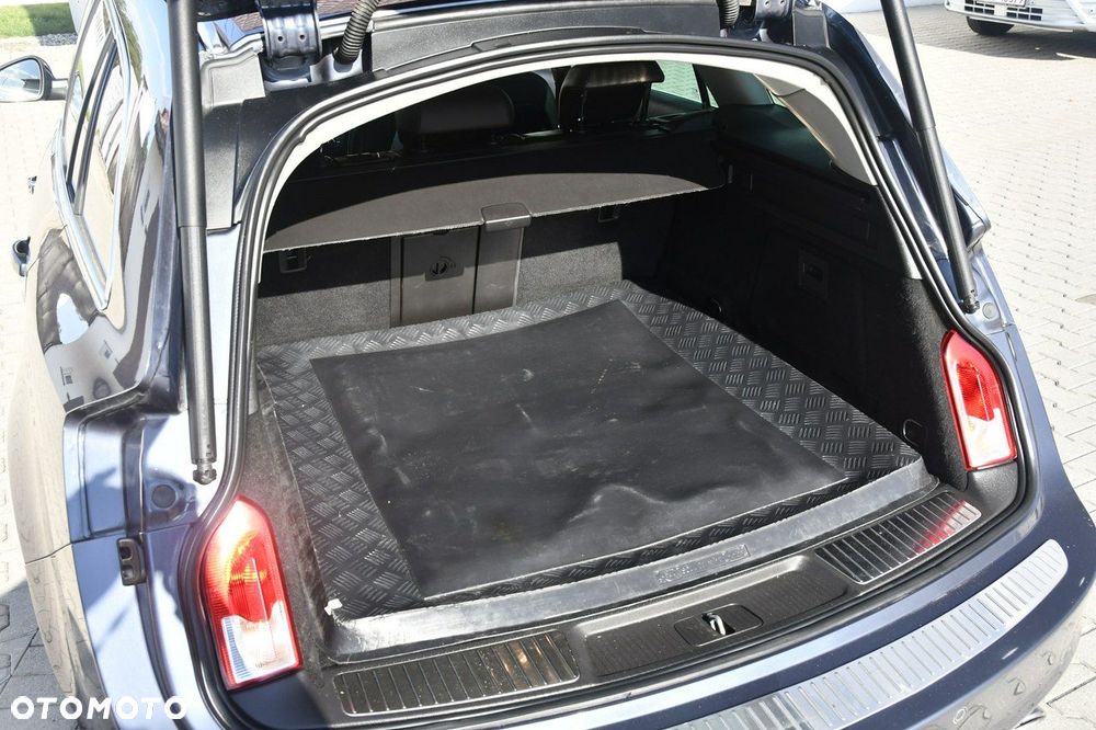 Opel Insignia - 18