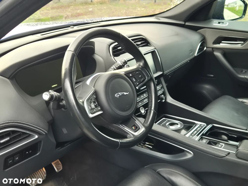 Jaguar F-Pace 3.0 V6 AWD S - 7