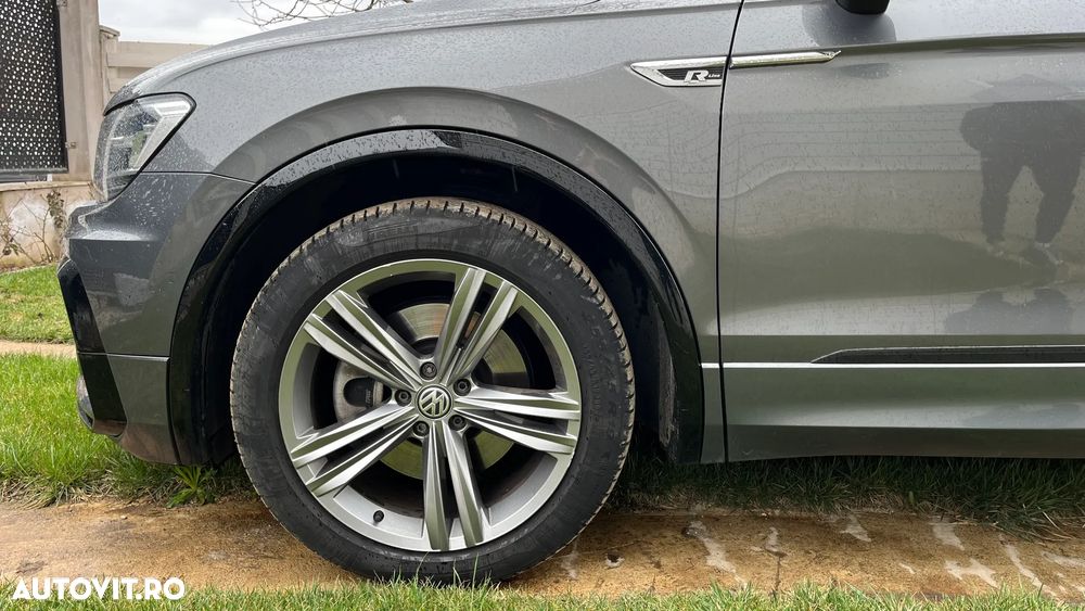Volkswagen Tiguan - 11