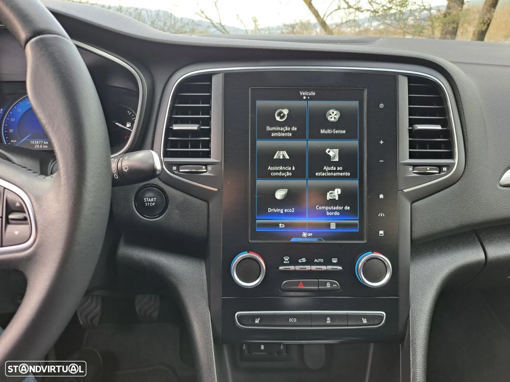 Renault Mégane ENERGY TCe 130 INTENS - 24