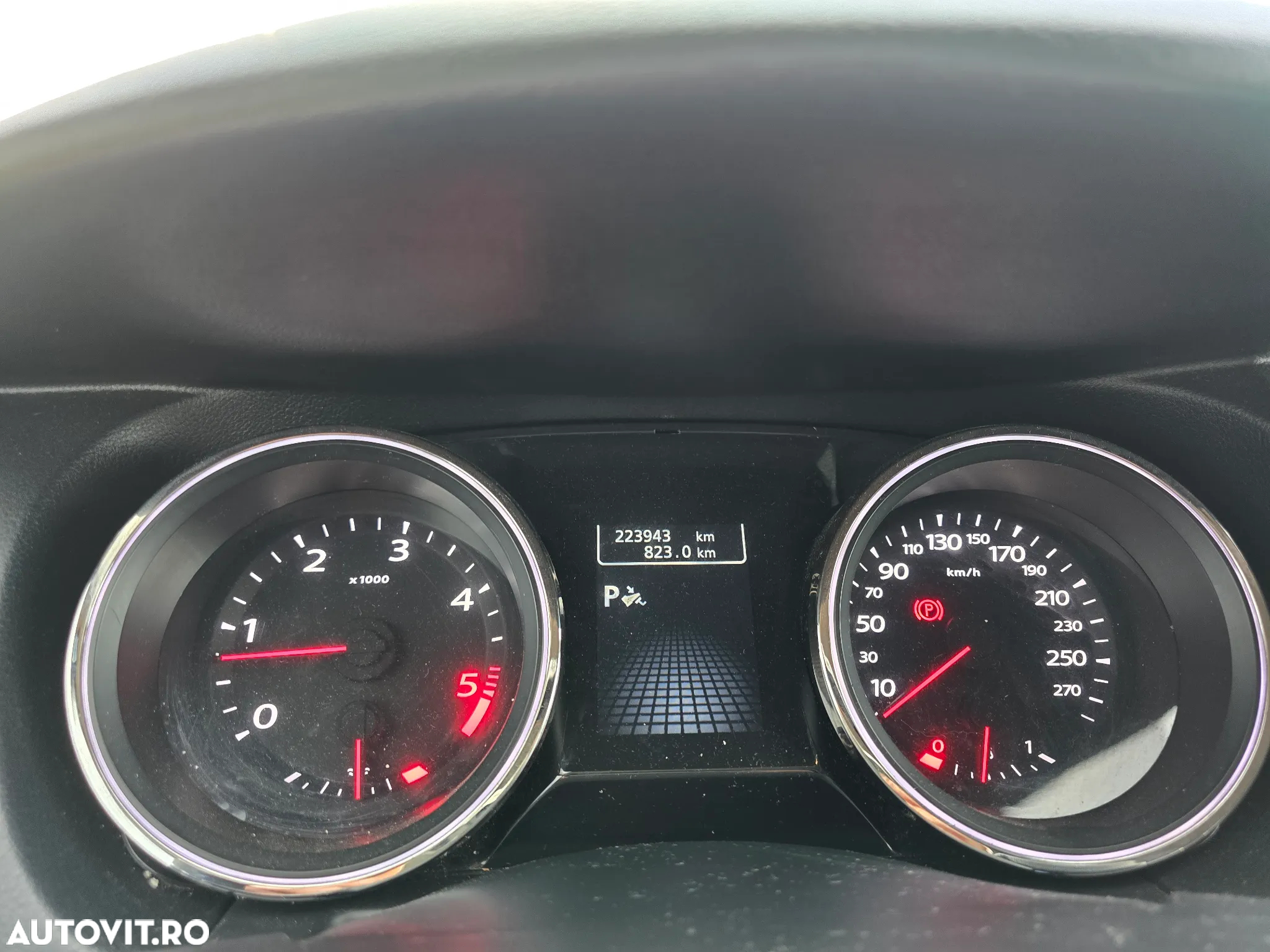 Renault Latitude 2.0 dCi Initiale Aut. - 11