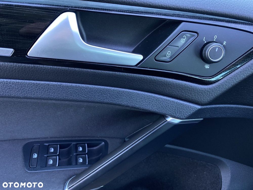 Volkswagen Golf Variant 1.5 TSI BMT Evo Highline DSG - 10