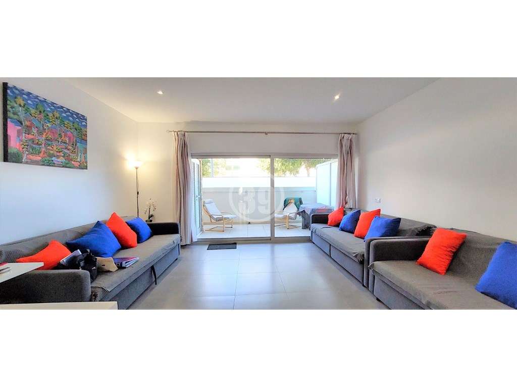 Bonito apartamento com um quarto, como novo e inserido num condomín... - Grande imagem: 2/24