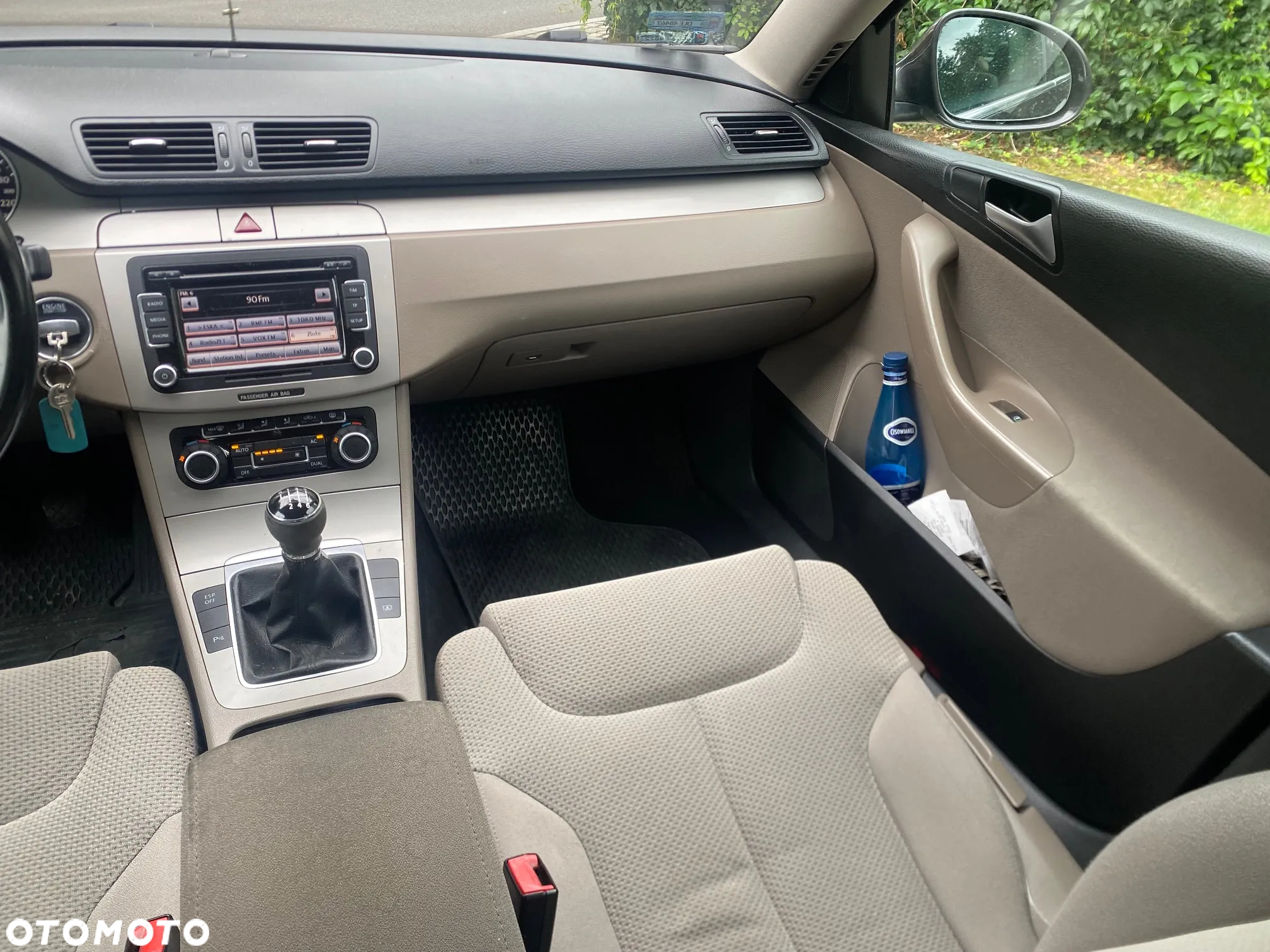 Volkswagen Passat 2.0 TDI Comfortline R-Style - 14