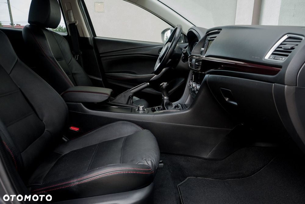 Mazda 6 2.0 SKYACTIV-G Sports-Line - 32