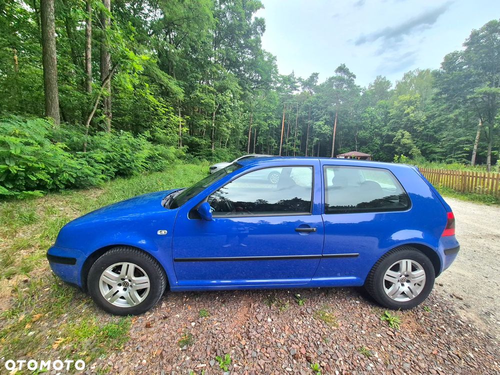 Volkswagen Golf - 18