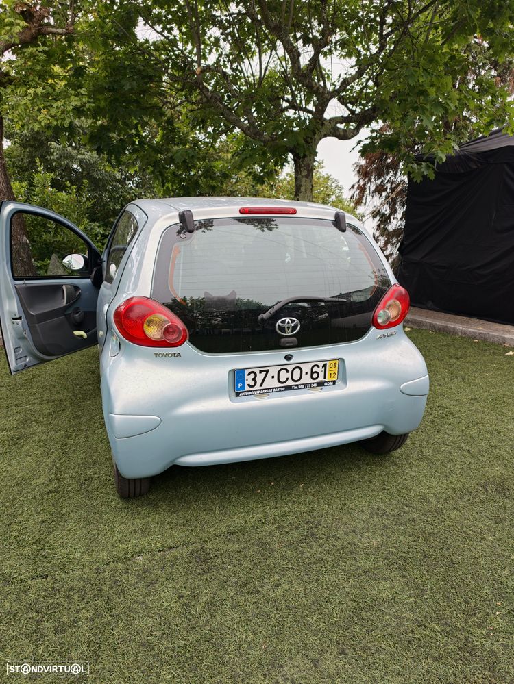 Toyota Aygo 1.0 + AC - 9
