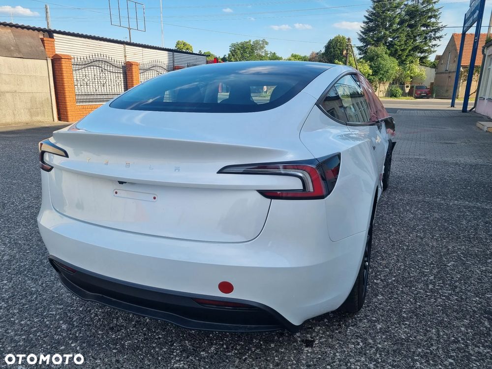 Tesla Model 3 Langstreckenbatterie Allradantrieb Dual Motor - 7