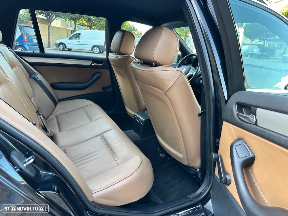 BMW 320 d Sport - 41