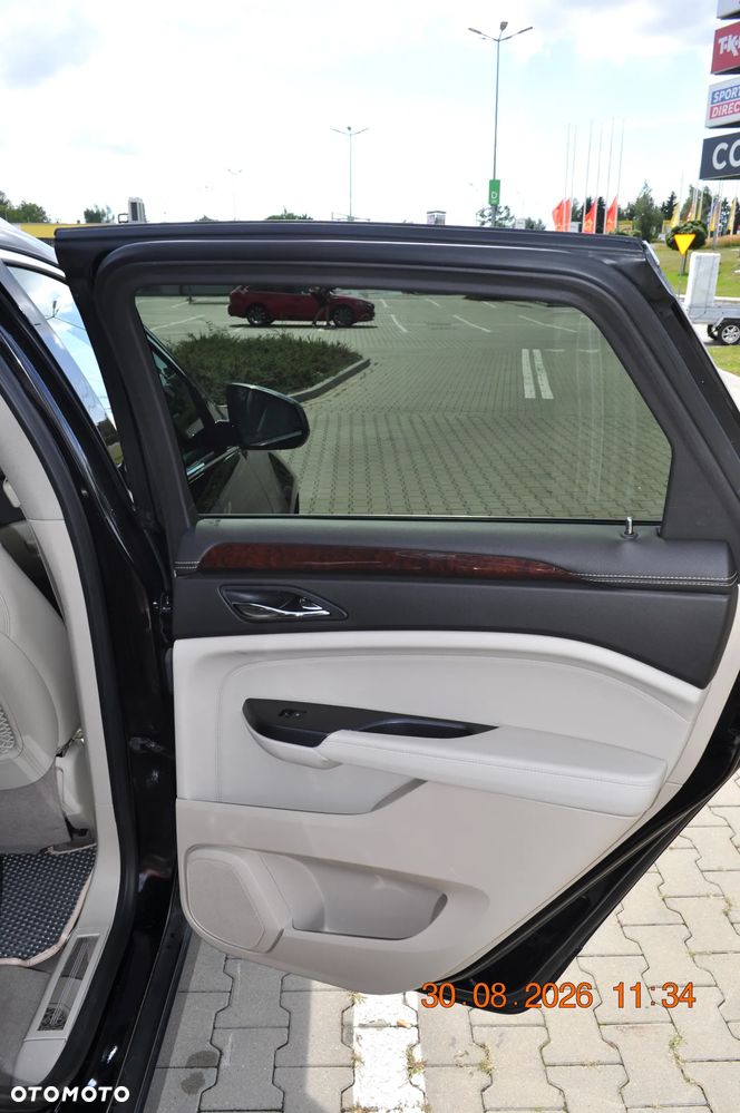 Cadillac SRX 3.6 V6 AWD Sport Luxury - 17
