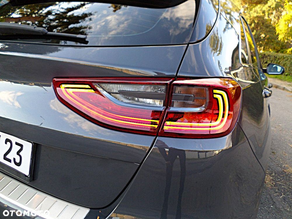 Kia Ceed - 32