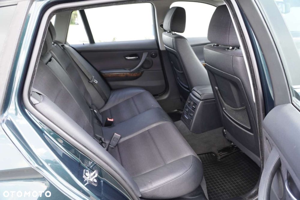 BMW Seria 3 320d DPF - 7