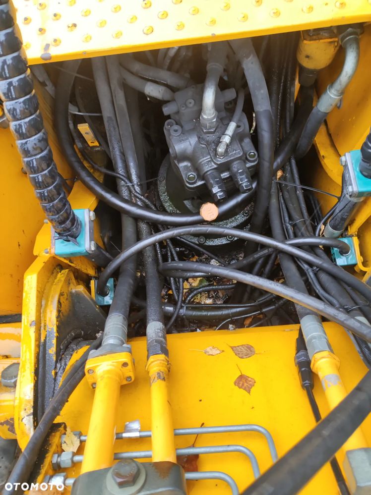 JCB JS 260 - 9