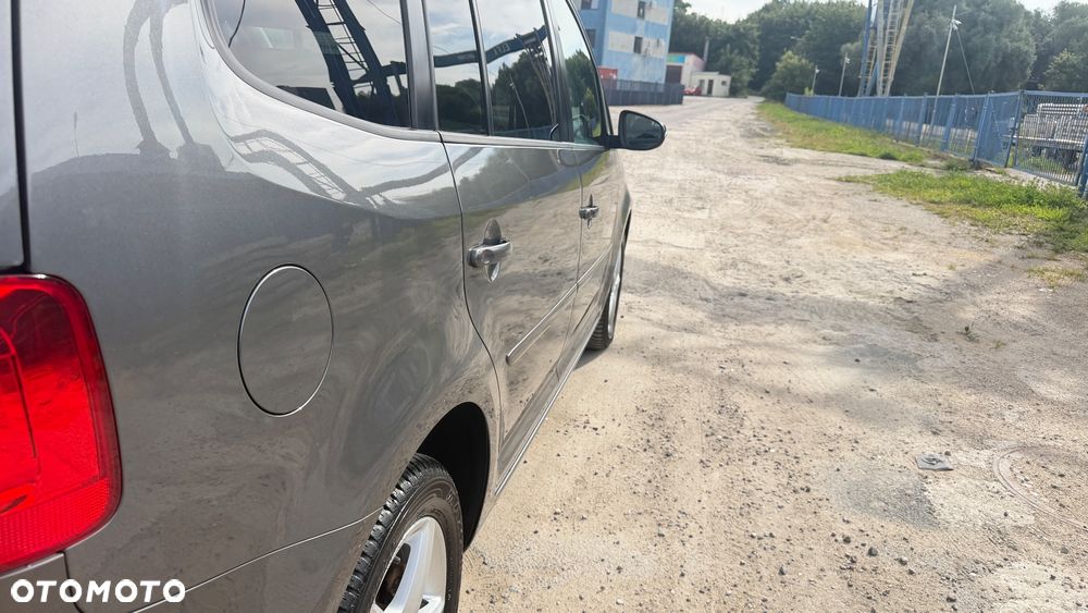 Volkswagen Touran 2.0 TDI DPF Comfortline DSG - 21