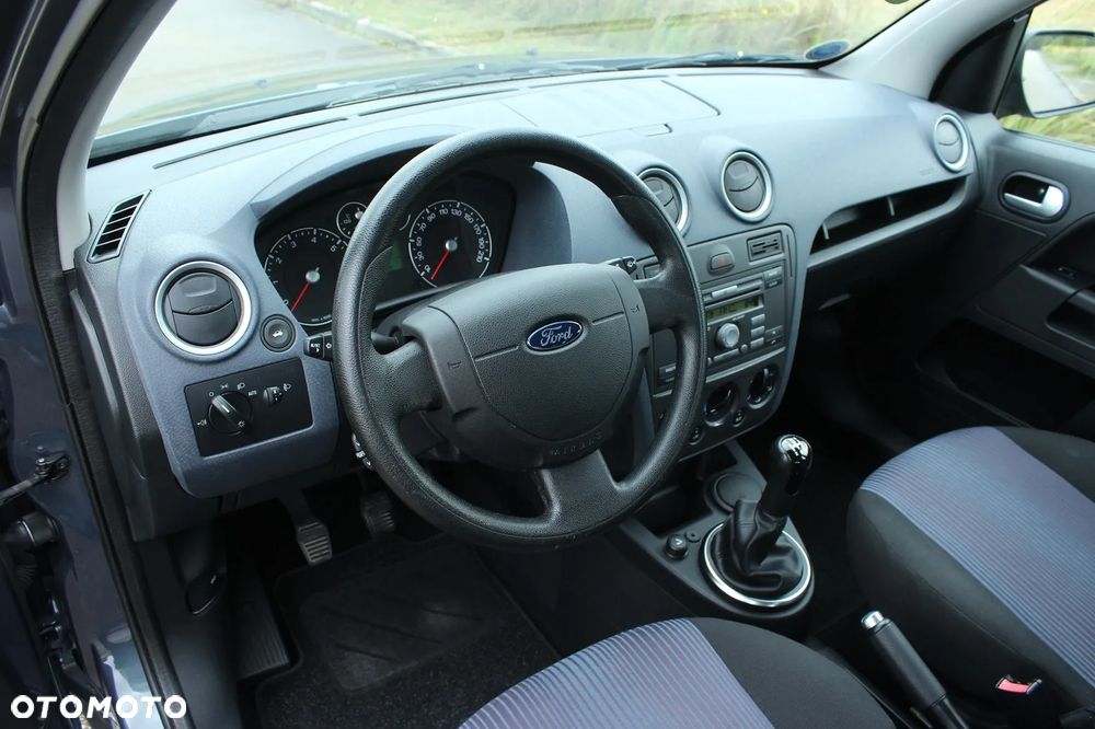 Ford Fusion 1.4 Elegance - 30
