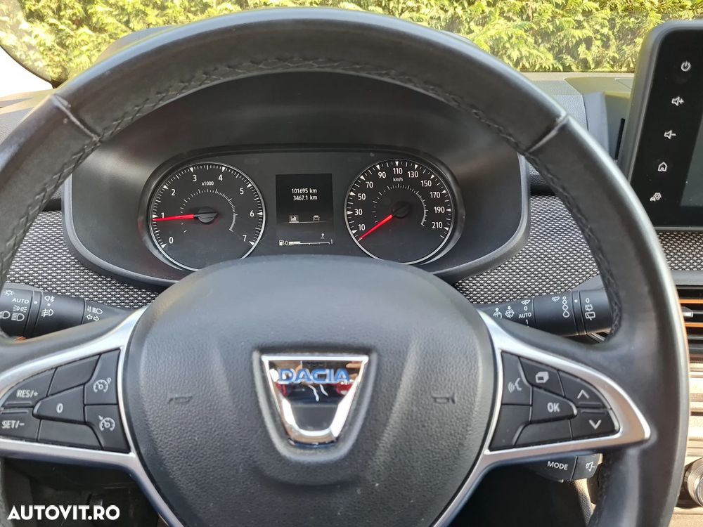 Dacia Sandero Stepway TCe 90 MT6 Comfort - 33