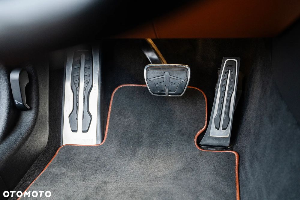 BMW Seria 4 M440i xDrive mHEV - 23