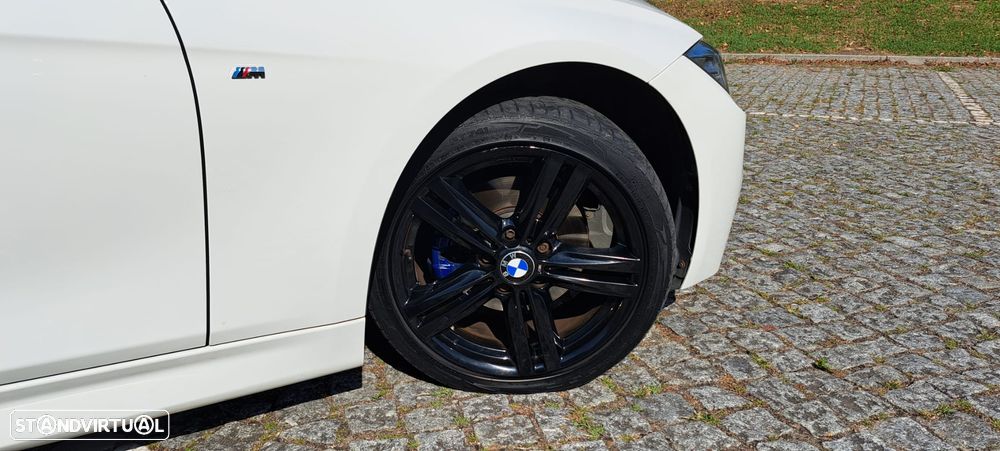 BMW 320 d Sport Line - 6