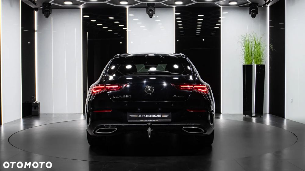 Mercedes-Benz CLA 250 4-Matic AMG Line 7G-DCT - 8