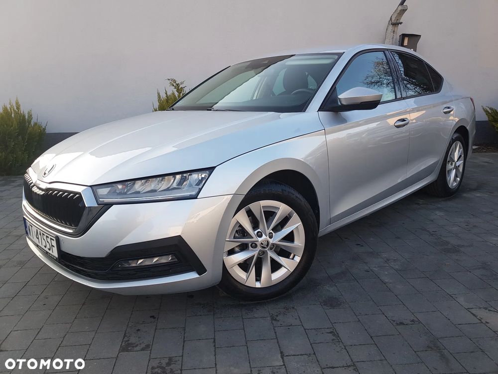 Skoda Octavia ver-1-5-tsi-act-ambition - 2