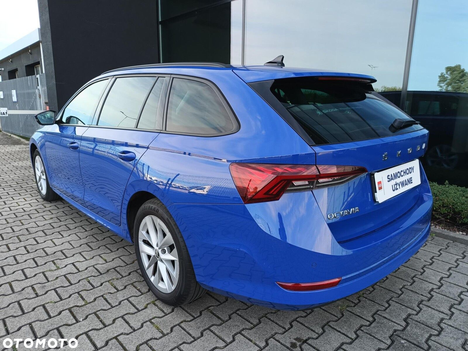 Skoda Octavia 2.0 TDI Ambition DSG - 9