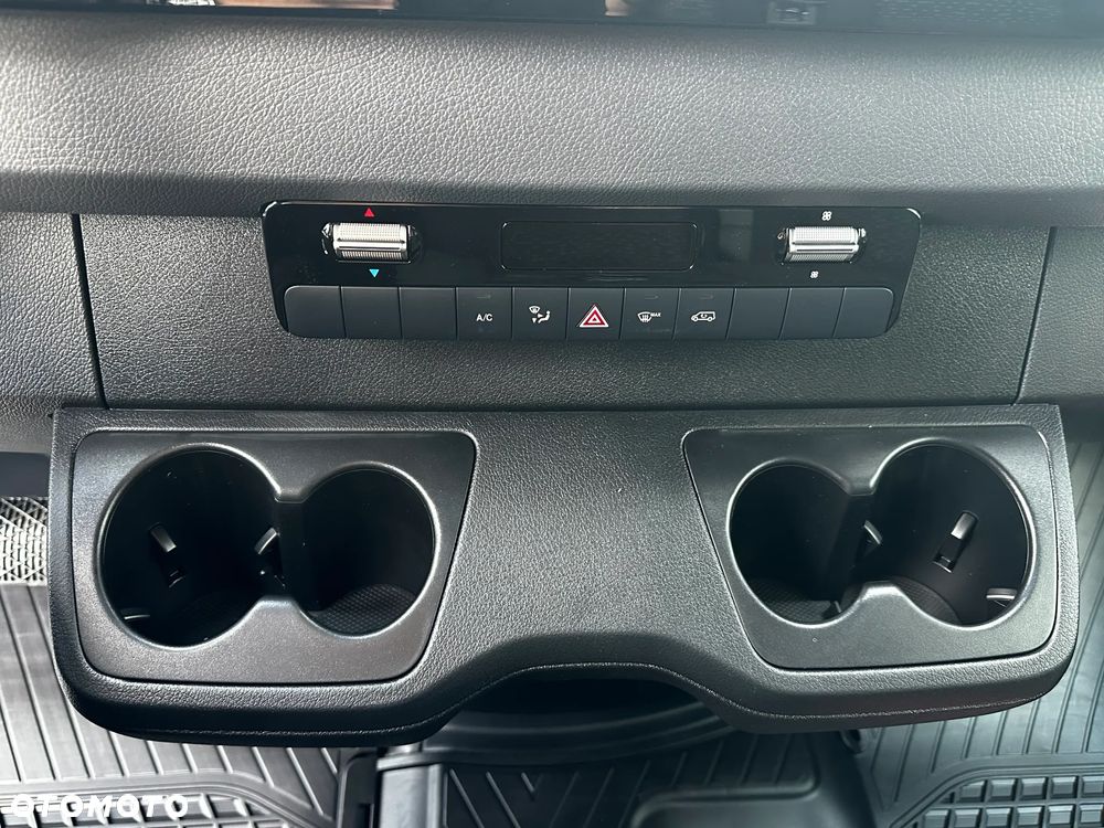 Mercedes-Benz Sprinter - 27