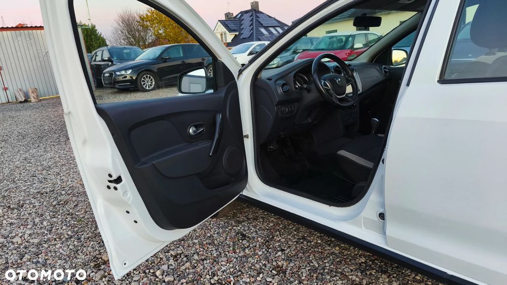 Dacia Sandero Stepway 0.9 TCe Laureate S&S Easy-R - 14