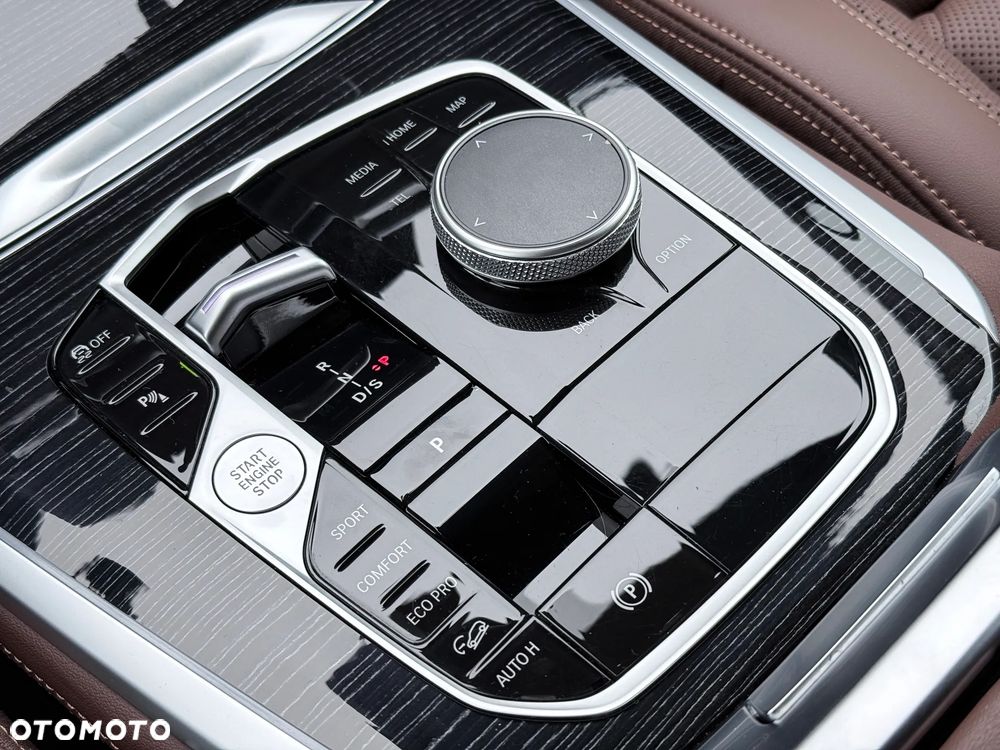 BMW X5 M M60i xDrive - 26