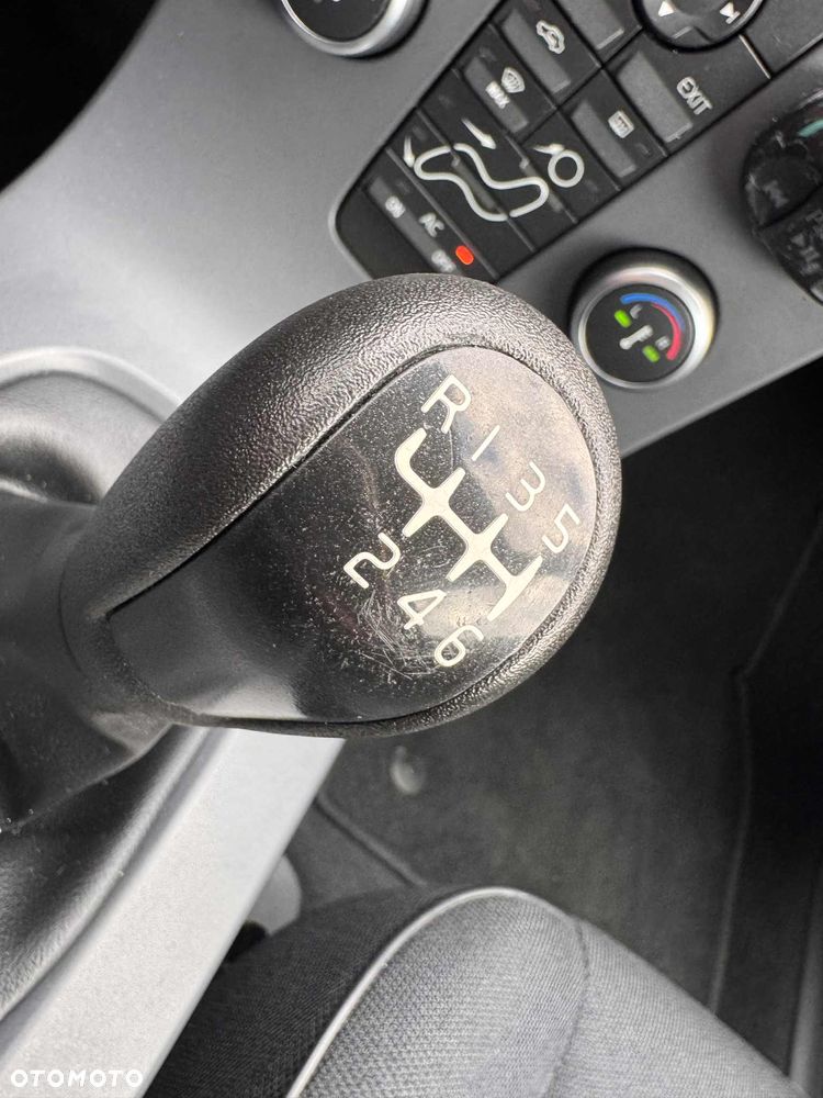 Volvo C30 D2 Edition - 15