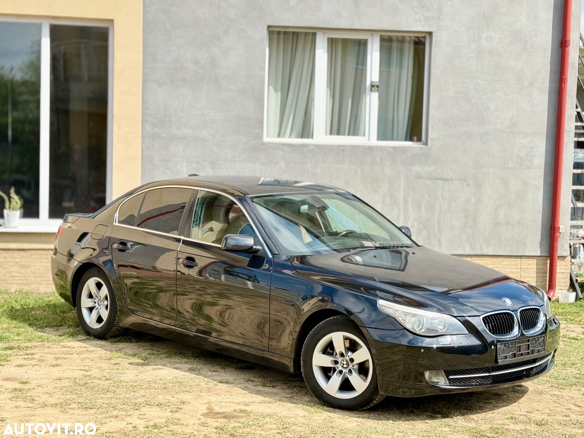 BMW Seria 5 520d Aut. - 1