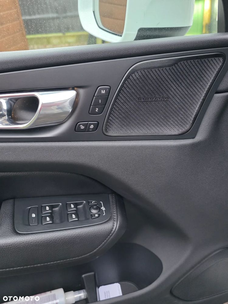 Volvo XC 60 D5 AWD Inscription - 19