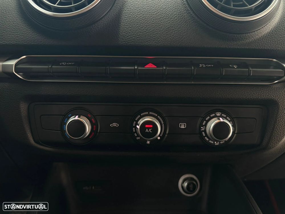 Audi A3 Limousine 1.6 TDI Sport - 18