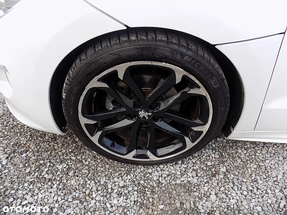 Peugeot RCZ 1.6 155 THP Onyx - 17