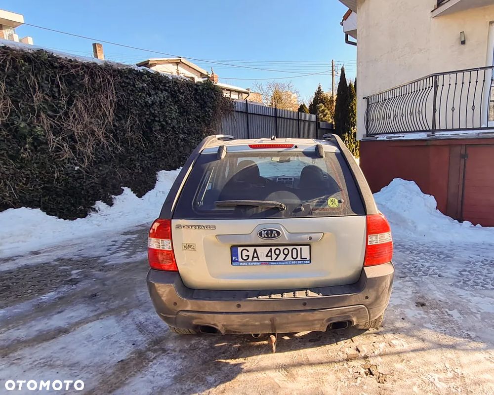 Kia Sportage 2.0 CRDi Tour - 2