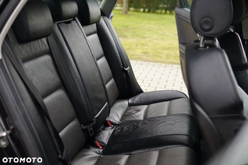 Audi A4 Avant 2.0 TDI Multitronic - 8