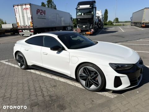 Audi e-tron - 1