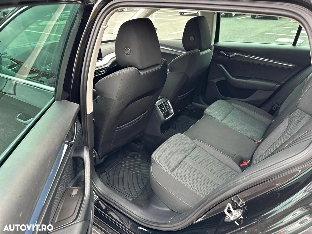 Skoda Octavia 2.0 TDI DSG First Edition - 13