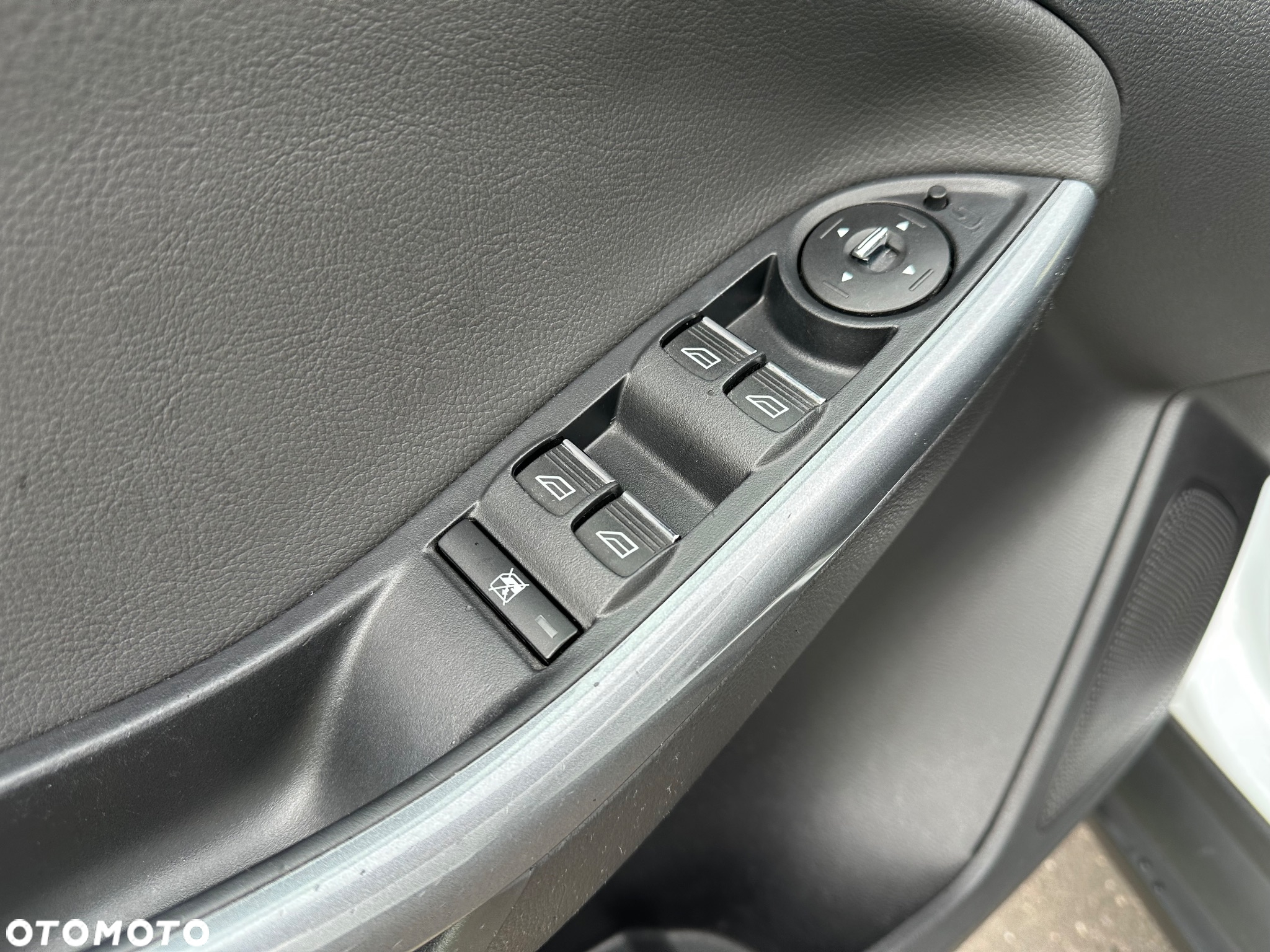 Ford Focus 1.6 TDCi DPF Start-Stopp-System Titanium - 18