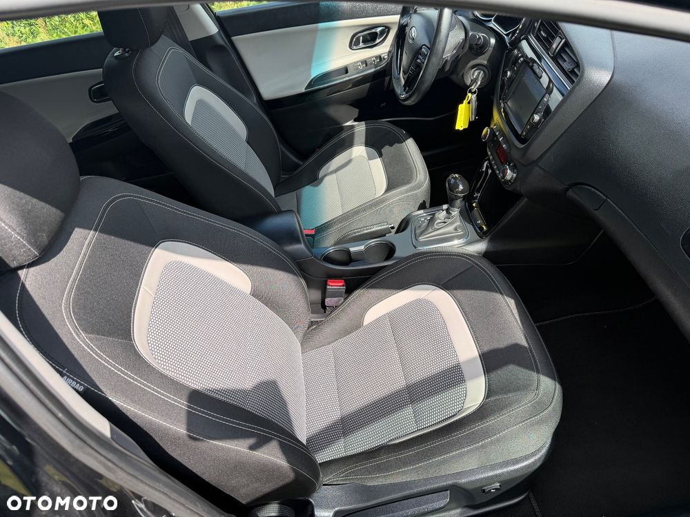 Kia Ceed - 15