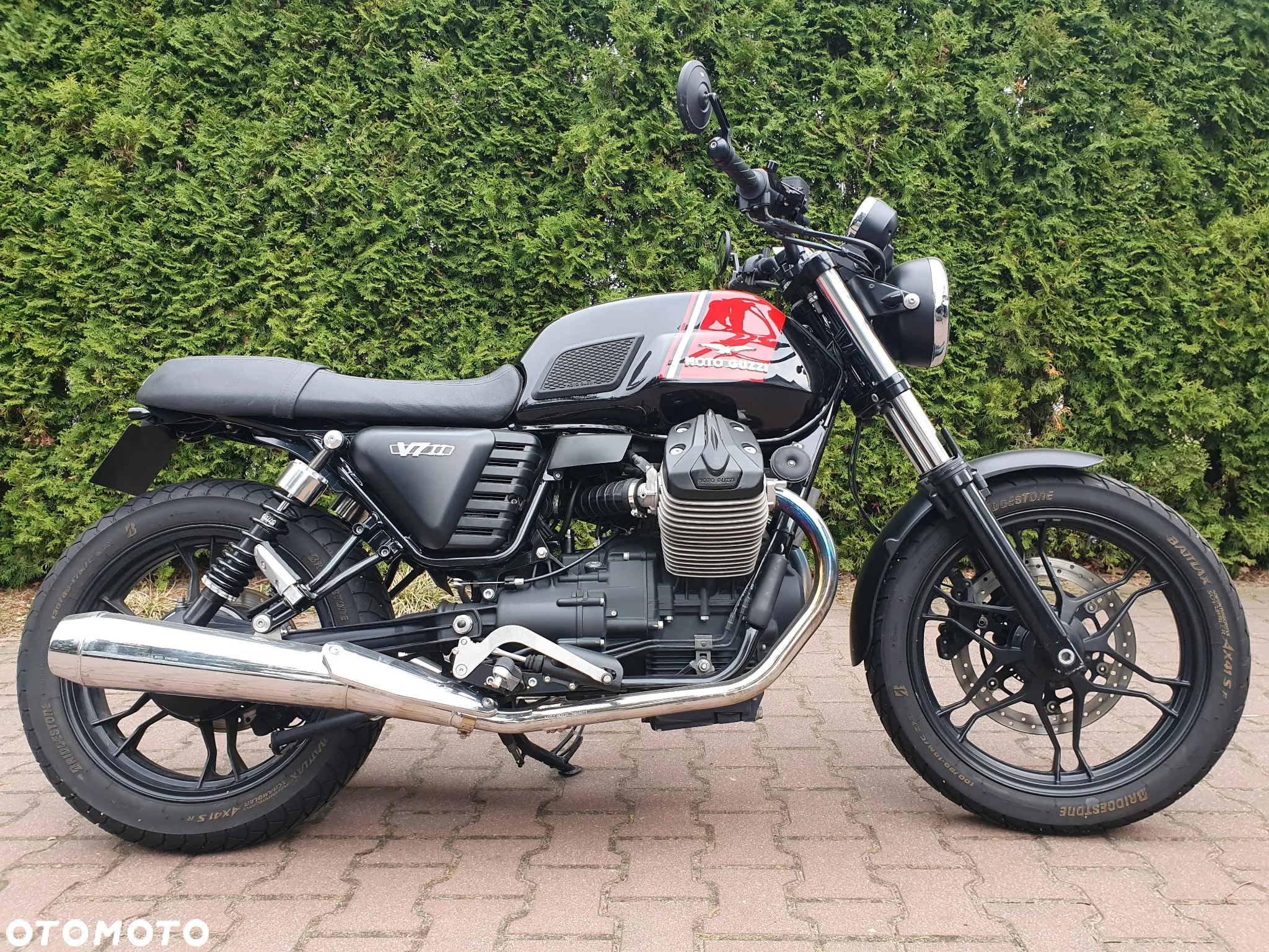 Moto Guzzi V7 - 8